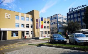 Cum a ajuns o fabrică românească să arunce la groapă aproape 97% mai puțin gunoi: ce a schimbat Electrolux