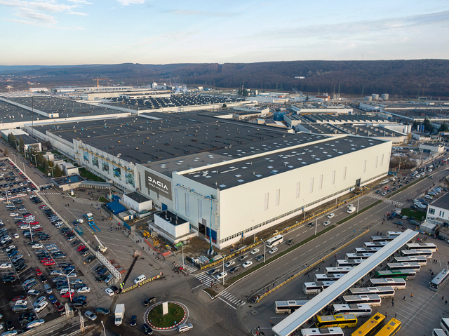 Dacia, -64% în România și -45,2% în Germania într-o singură lună: cum explică șefii Renault prăbușirea