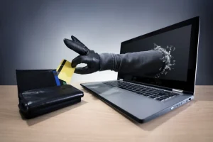 Ponderea țepelor venite de pe TikTok a crescut de 6 ori într-un an. Unde sunt păcăliți cel mai des românii