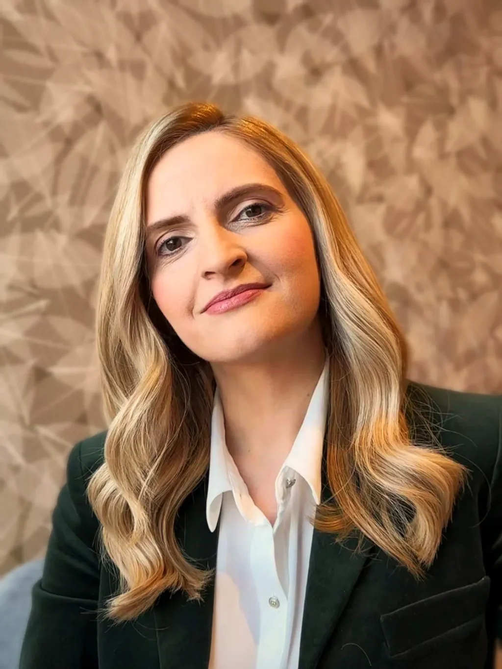 ALRO semnează un credit de 260 de milioane de dolari, sub coordonarea BCR
